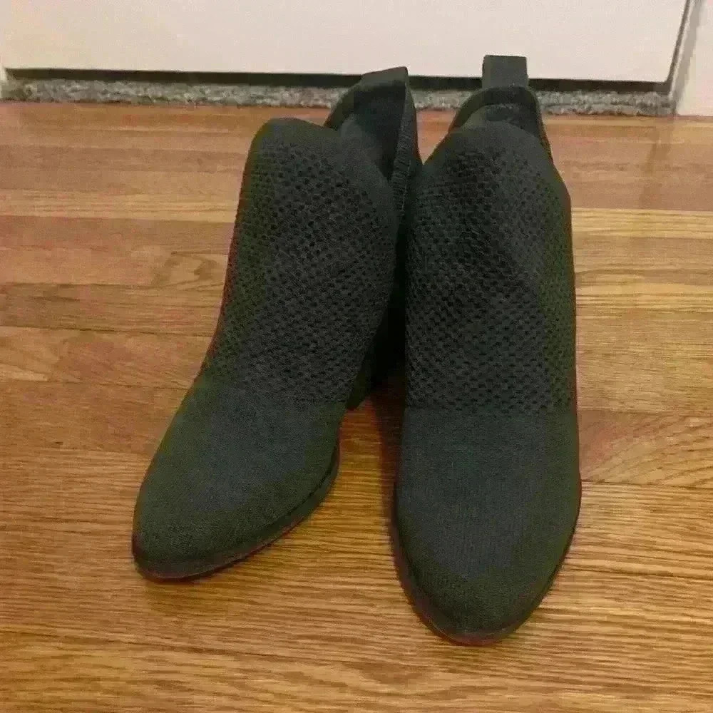 Eileen Fisher Graphite Stretch Knit Ankle Slip On Bootie, size 6.5 - Picture 8 of 10